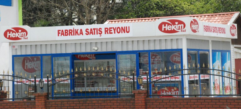 Hekim Süt Satış Reyonu Hizmette